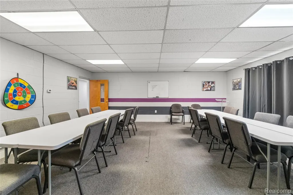 6202 Dupont Street Flint City MI 48505