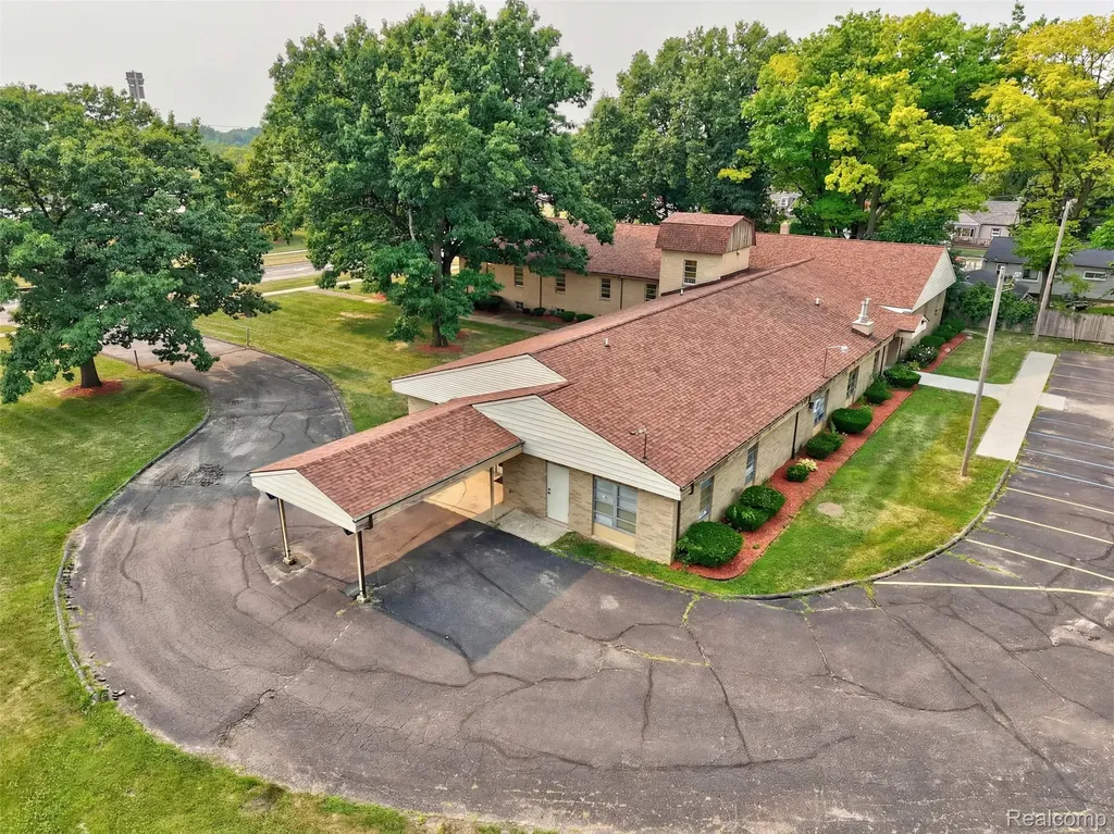 6202 Dupont Street Flint City MI 48505
