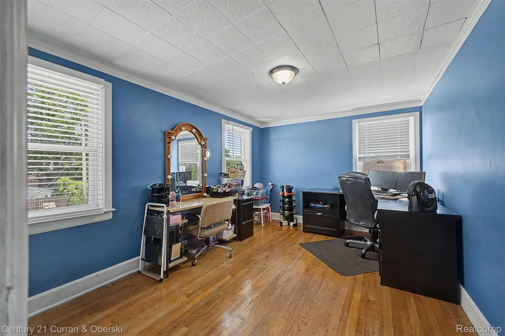 6821 Kolb Avenue Allen Park City MI 48101