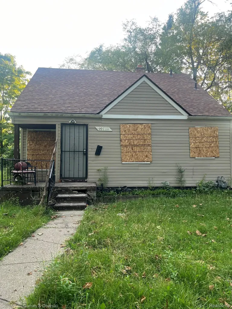 19711 Bentler Street Detroit City MI 48219