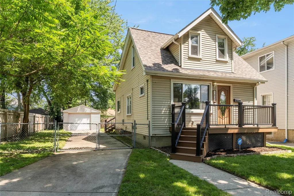 1421 Camden Street Ferndale City MI 48220