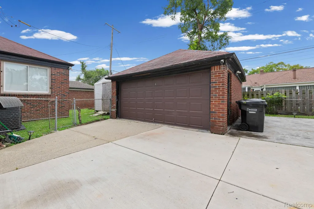 19371 Monica Street Detroit City MI 48221