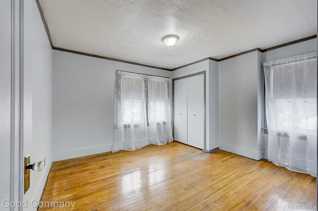 6464 Coleman Street Dearborn City MI 48126