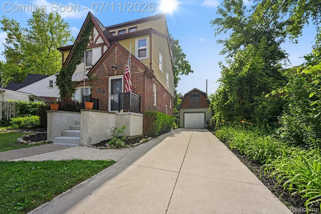 150 Ontario Road Pontiac City MI 48341