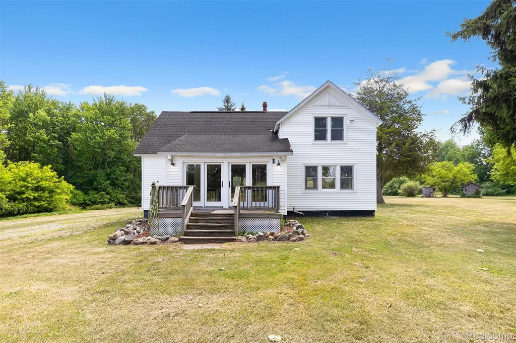 27901 Brandes Road Flat Rock City MI 48134