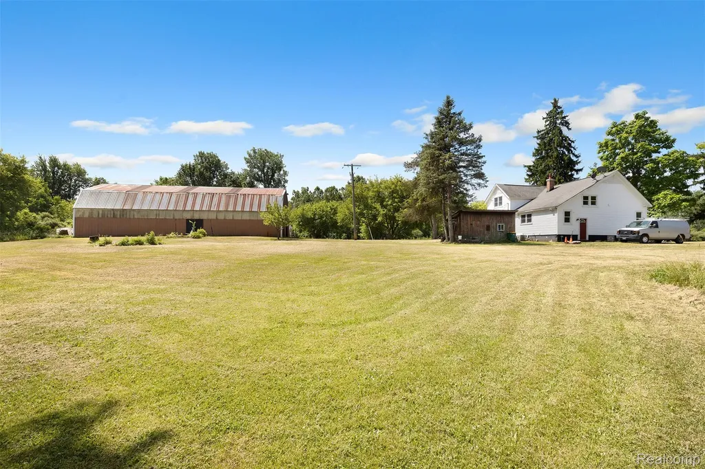 27901 Brandes Road Flat Rock City MI 48134