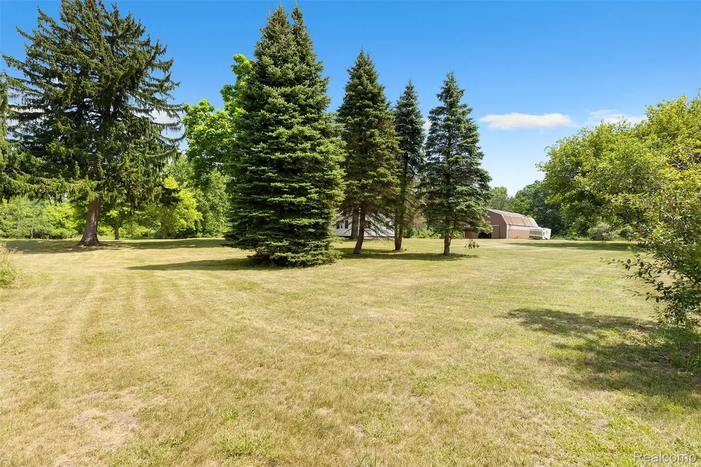 27901 Brandes Road Flat Rock City MI 48134