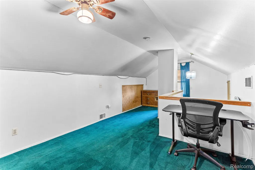 14672 Kennebec Street Southgate City MI 48195