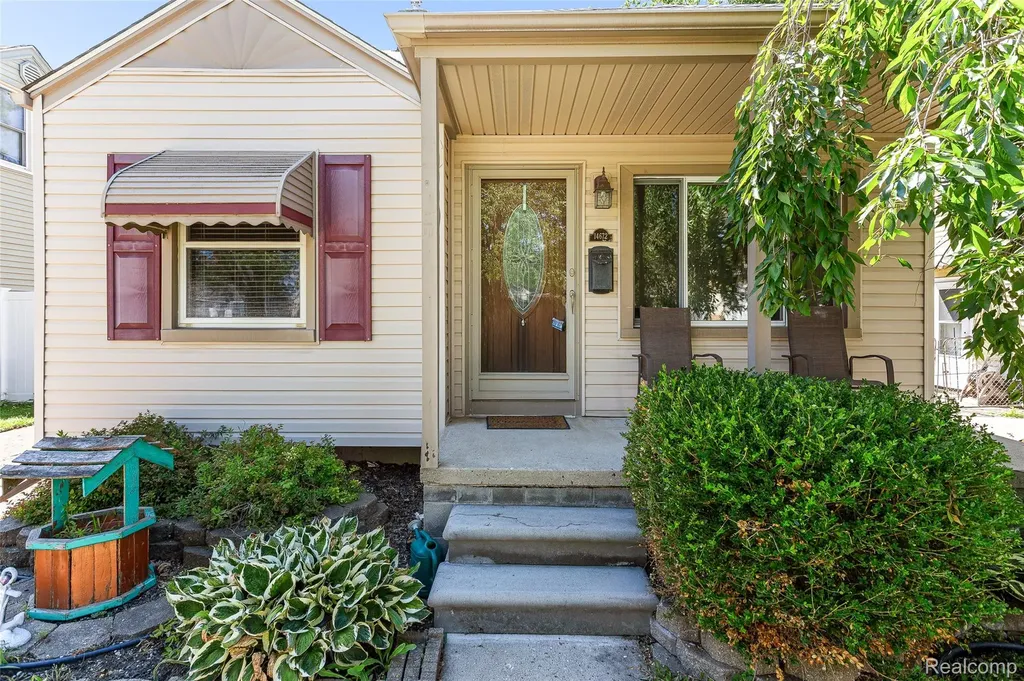 14672 Kennebec Street Southgate City MI 48195