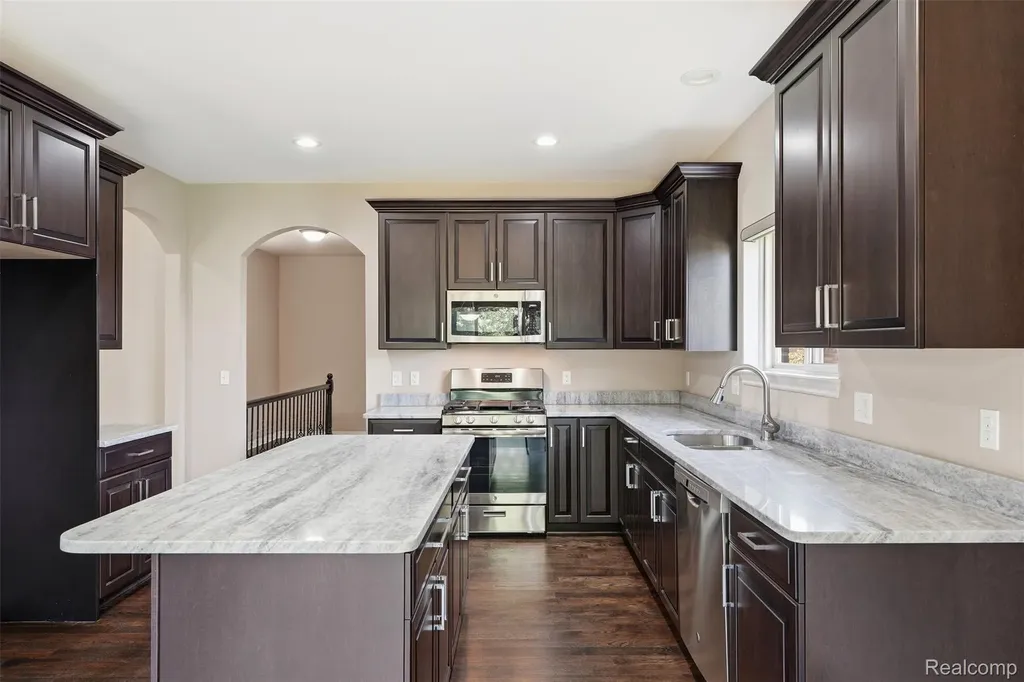 7419 Park Terrace Lane Shelby Charter Township MI 48317