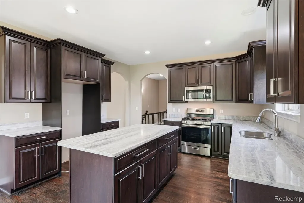 7419 Park Terrace Lane Shelby Charter Township MI 48317
