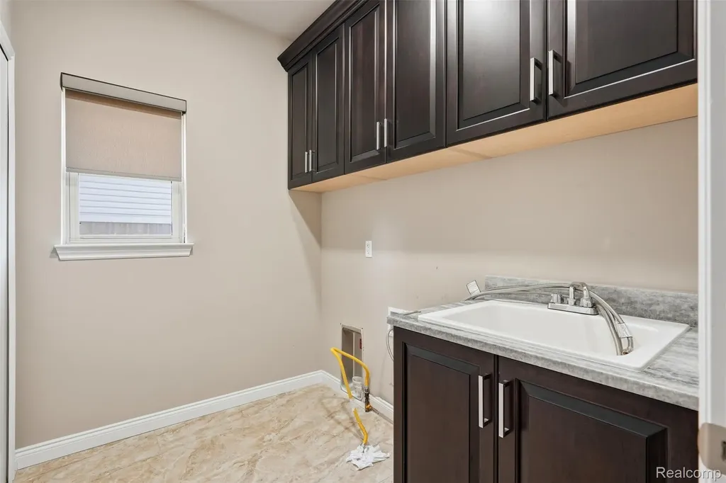 7419 Park Terrace Lane Shelby Charter Township MI 48317