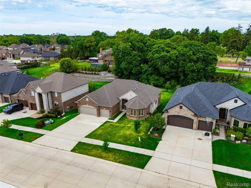 7419 Park Terrace Lane Shelby Charter Township MI 48317
