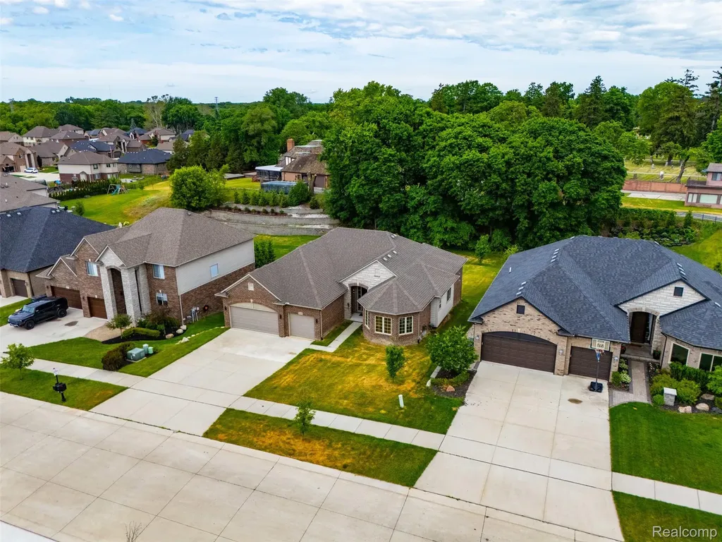 7419 Park Terrace Lane Shelby Charter Township MI 48317