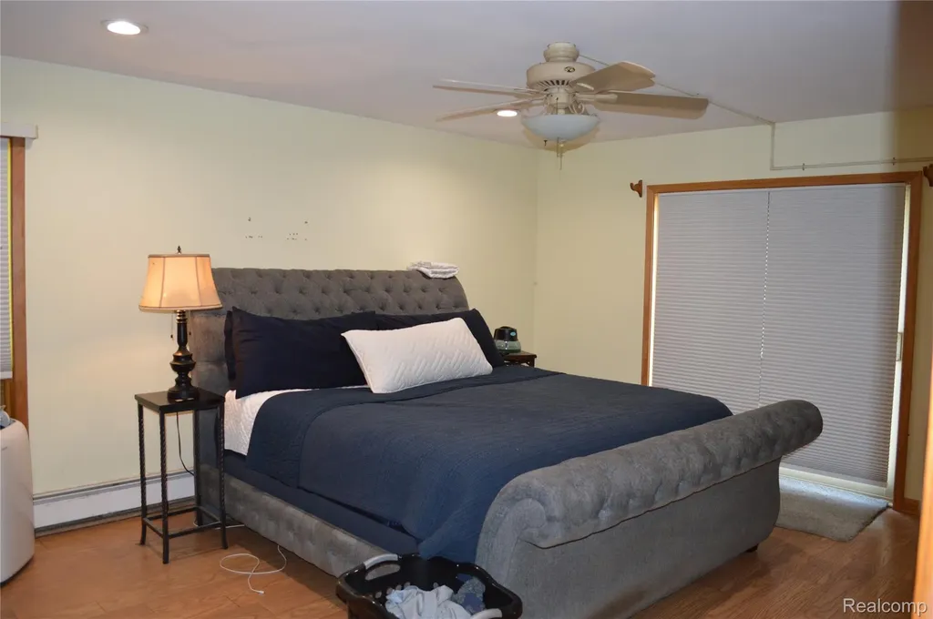 10055 Walnut Hill Drive Springfield Charter Township MI 48350