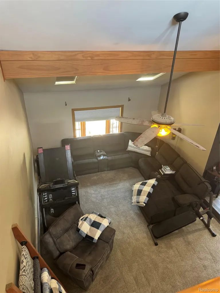 10055 Walnut Hill Drive Springfield Charter Township MI 48350