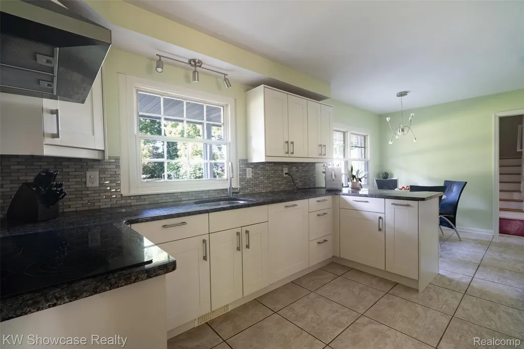 7000 Pebblecreek Road West Bloomfield Charter Township MI 48322