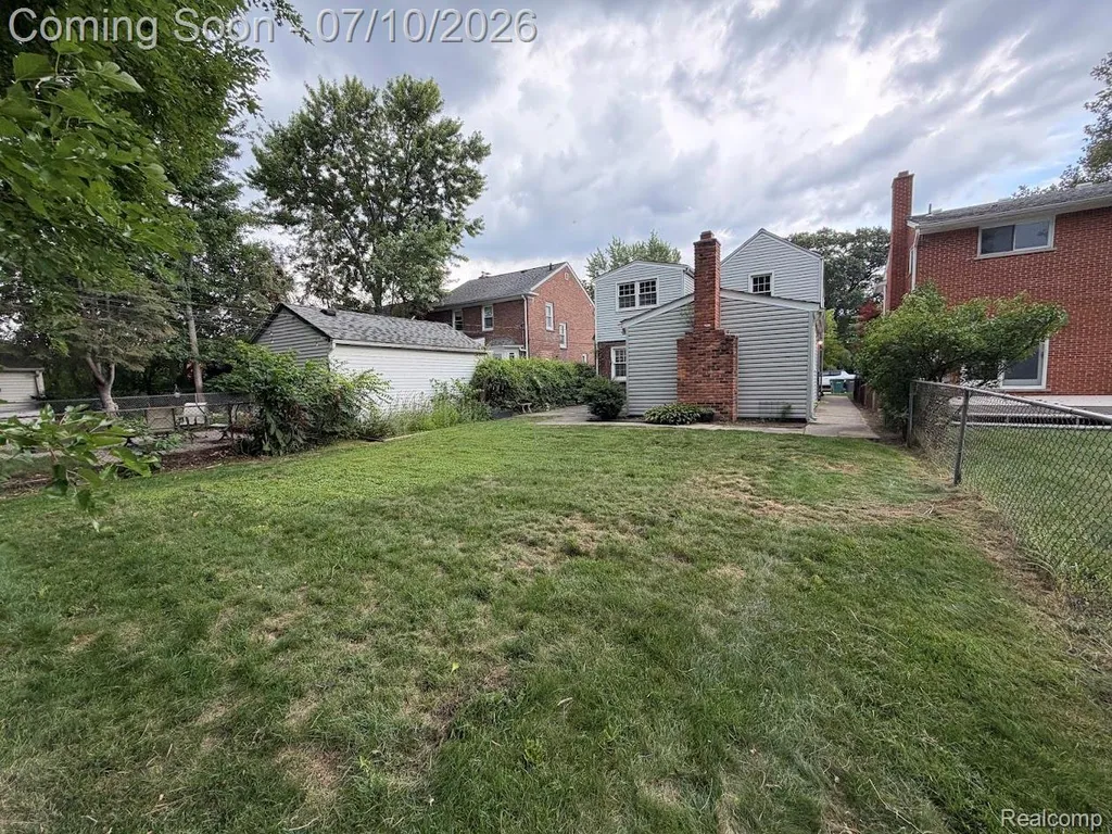 643 N Rosevere Avenue Dearborn City MI 48128