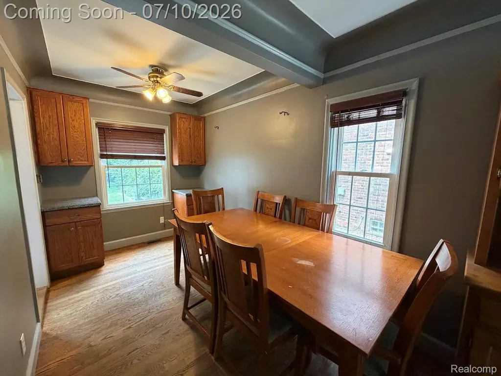 643 N Rosevere Avenue Dearborn City MI 48128