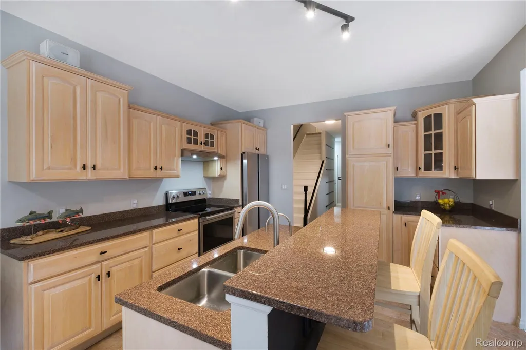 13268 Harborview Drive Fenton Charter Township MI 48451