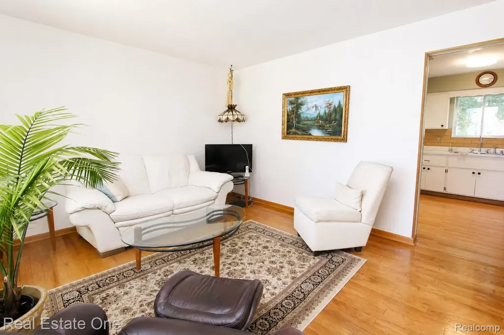 4510 Bethune Court West Bloomfield Charter Township MI 48323