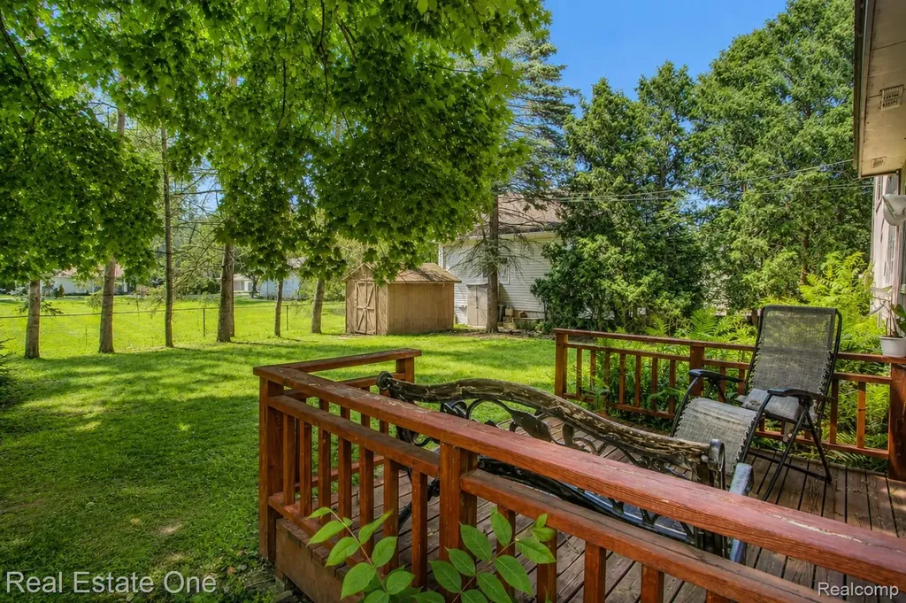 4510 Bethune Court West Bloomfield Charter Township MI 48323