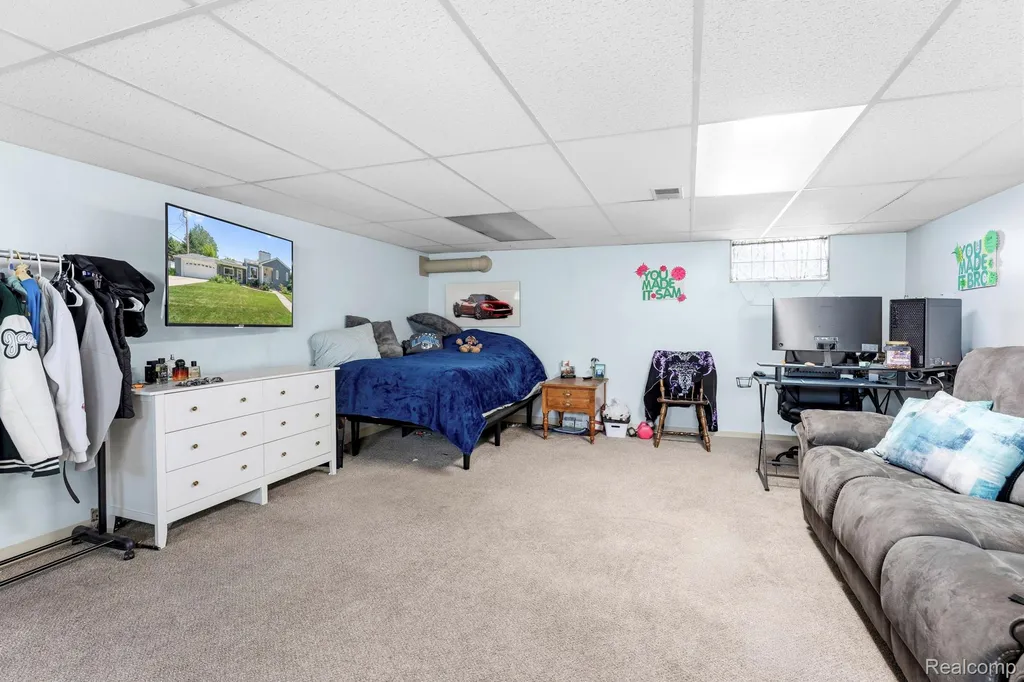 6735 Balfour Avenue Allen Park City MI 48101