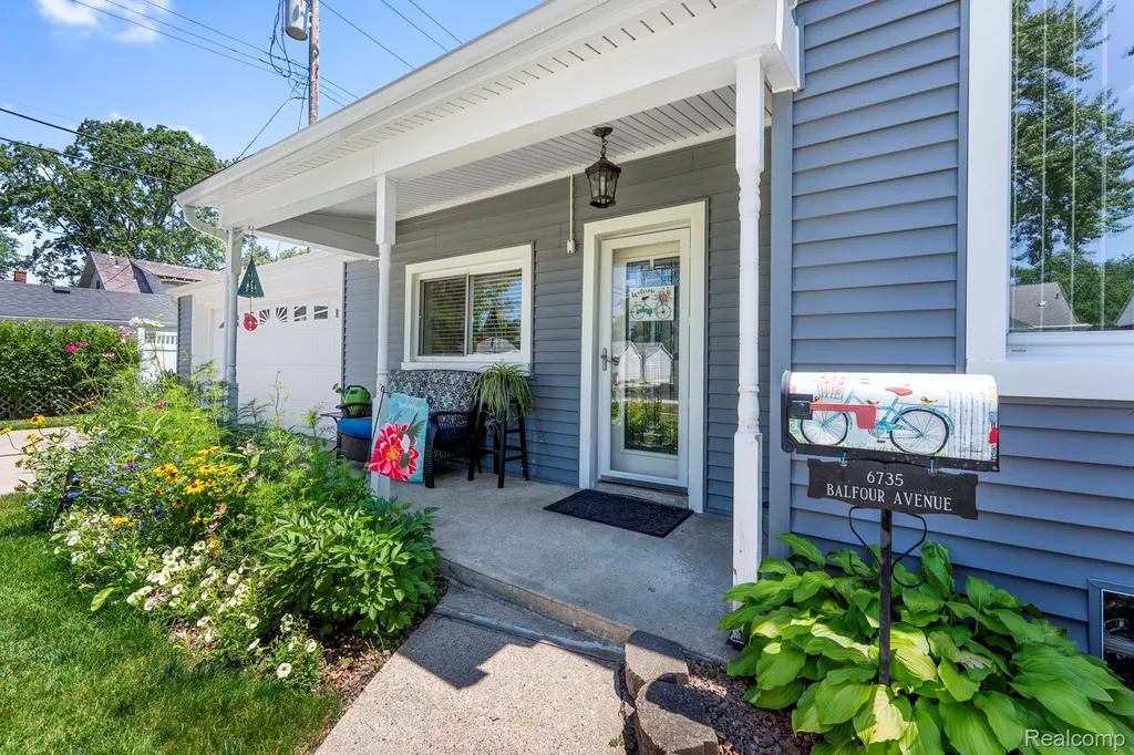 6735 Balfour Avenue Allen Park City MI 48101