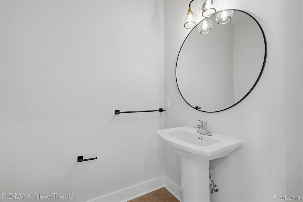 203 Mountain View Lane Milford Village MI 48381