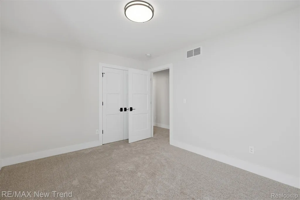 203 Mountain View Lane Milford Village MI 48381