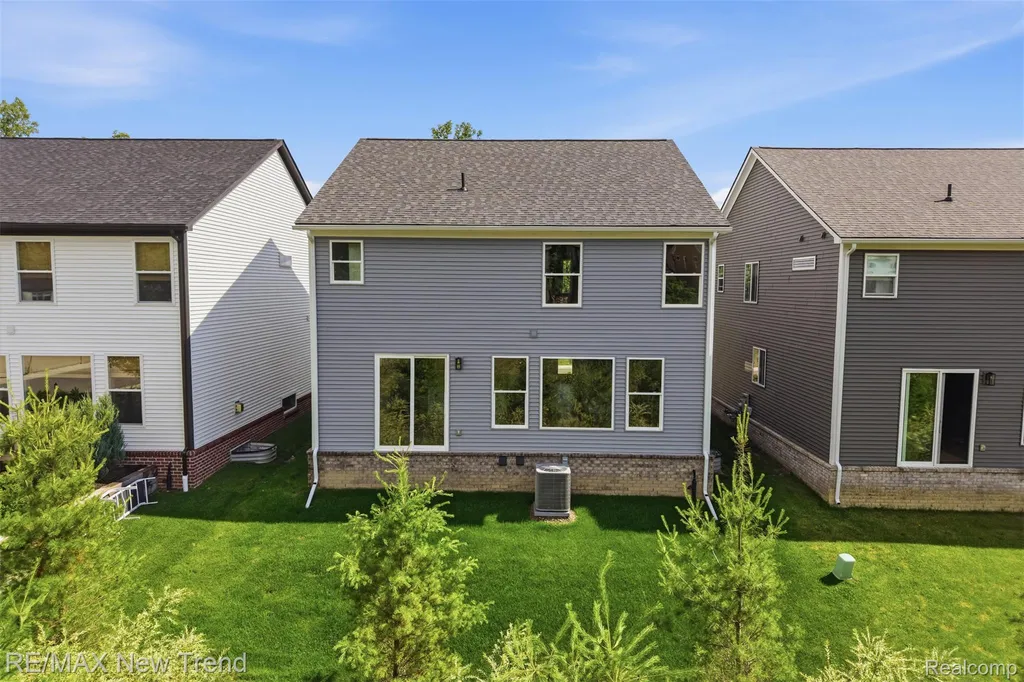 203 Mountain View Lane Milford Village MI 48381