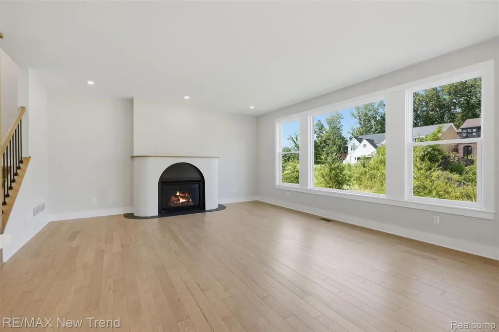 203 Mountain View Lane Milford Village MI 48381
