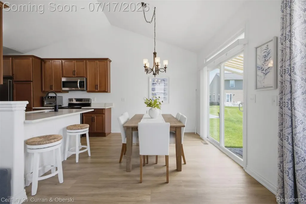 57283 Elk Run W Lyon Charter Township MI 48165
