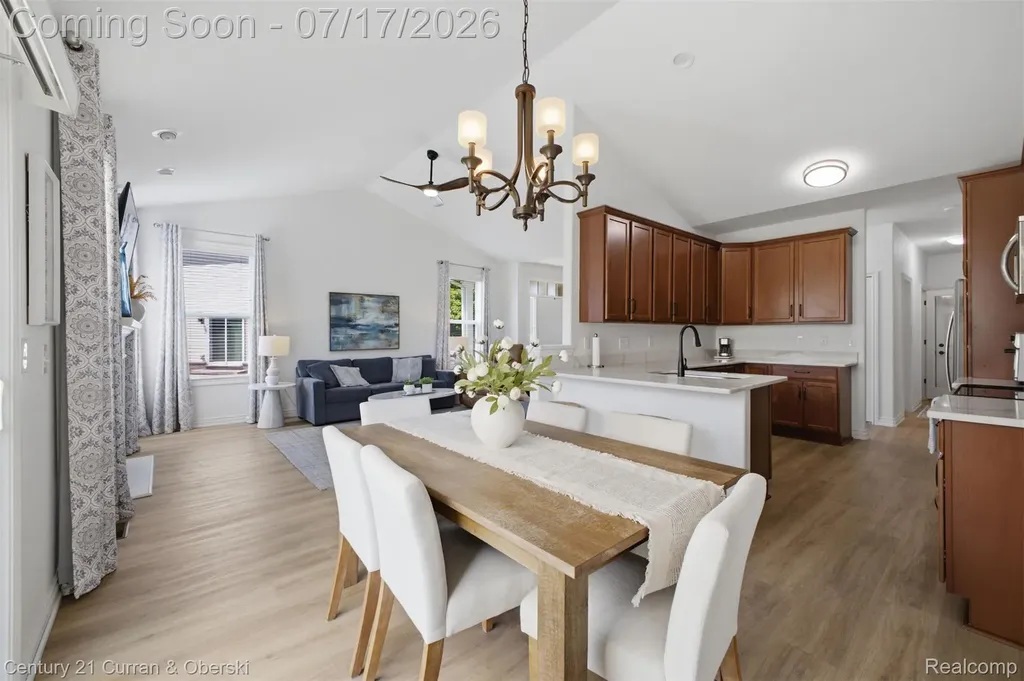 57283 Elk Run W Lyon Charter Township MI 48165