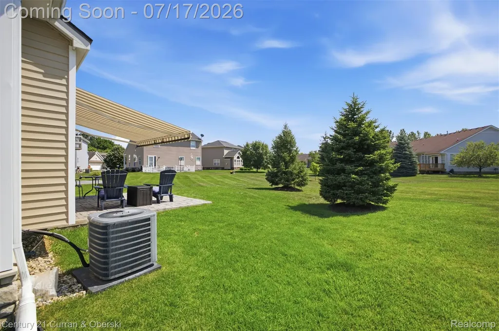 57283 Elk Run W Lyon Charter Township MI 48165