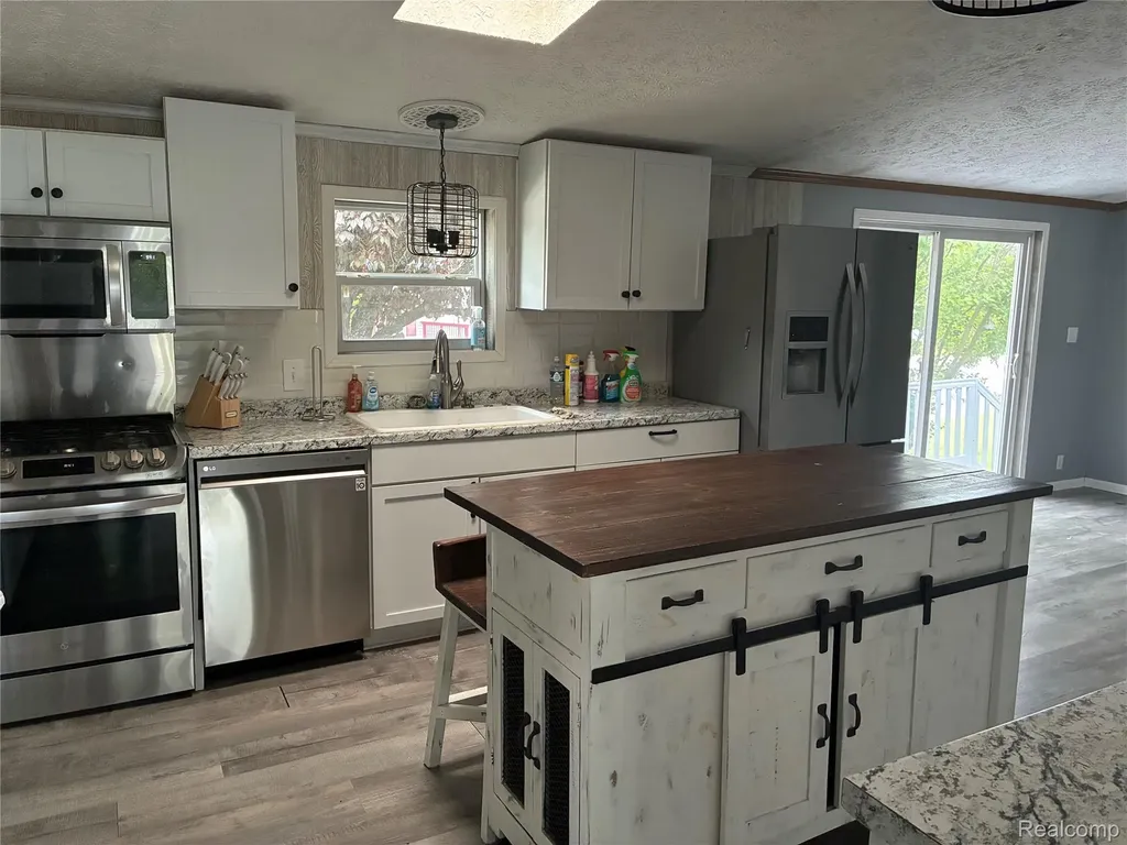 7364 Kings Court Alma City MI 48801