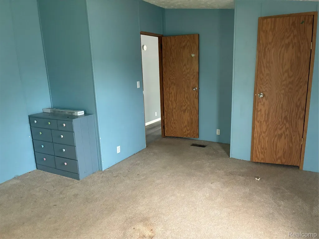 7364 Kings Court Alma City MI 48801