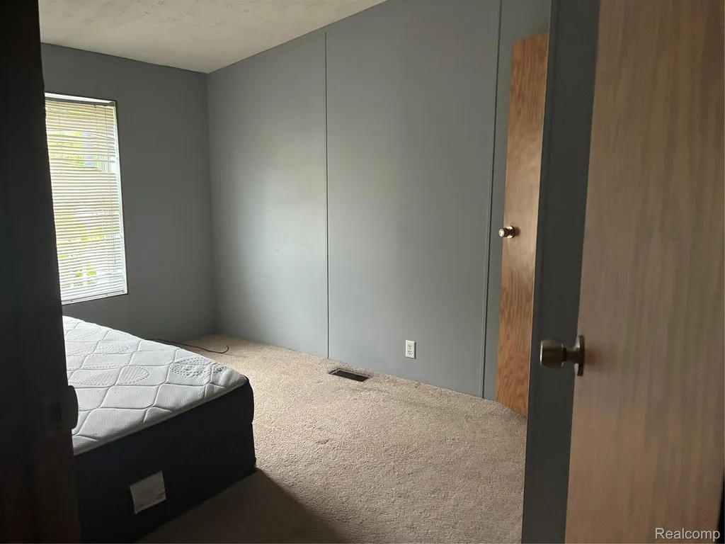 7364 Kings Court Alma City MI 48801