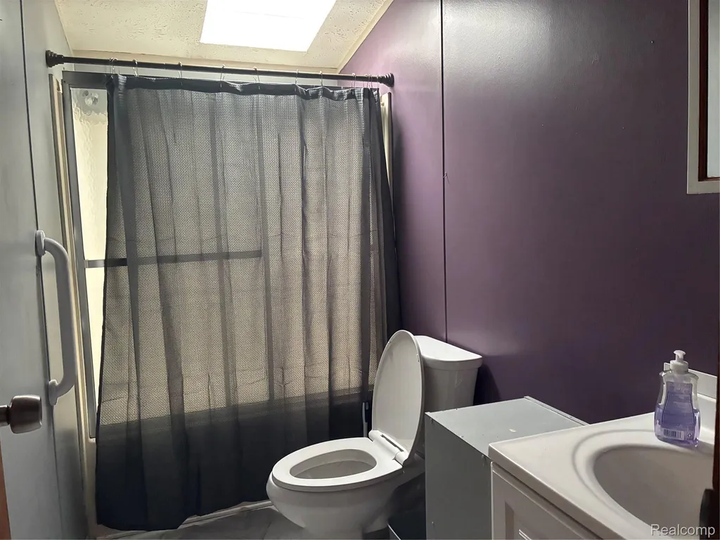 7364 Kings Court Alma City MI 48801