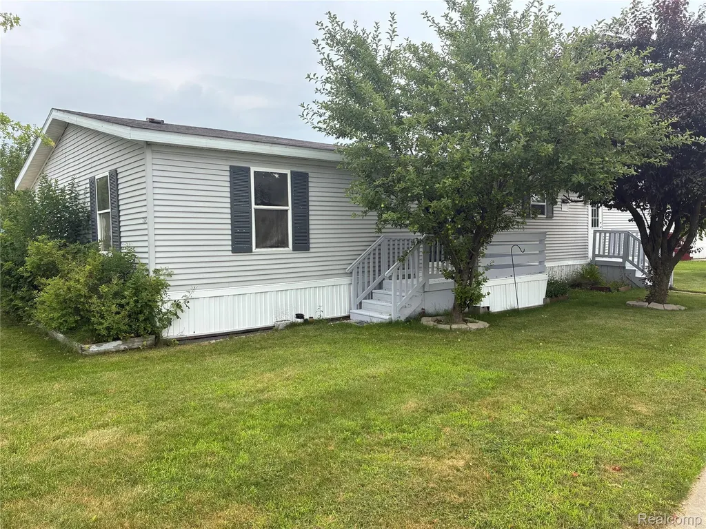 7364 Kings Court Alma City MI 48801