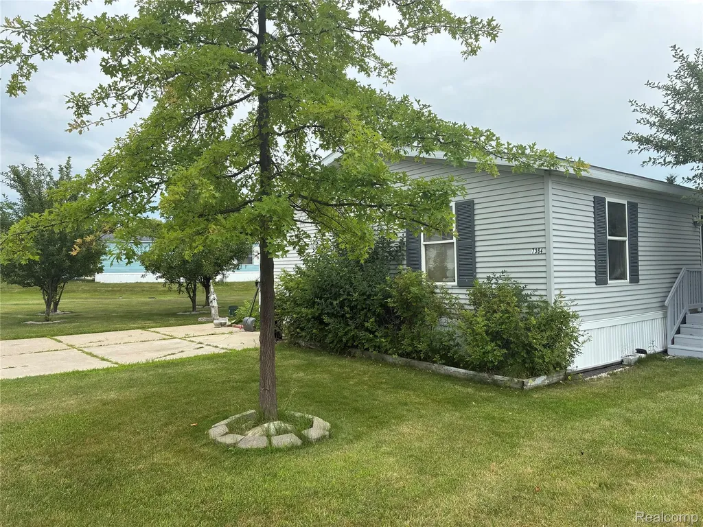 7364 Kings Court Alma City MI 48801