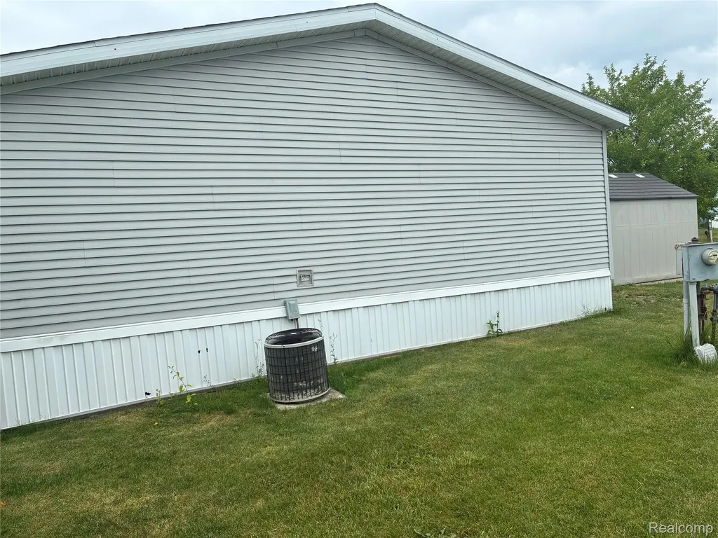 7364 Kings Court Alma City MI 48801