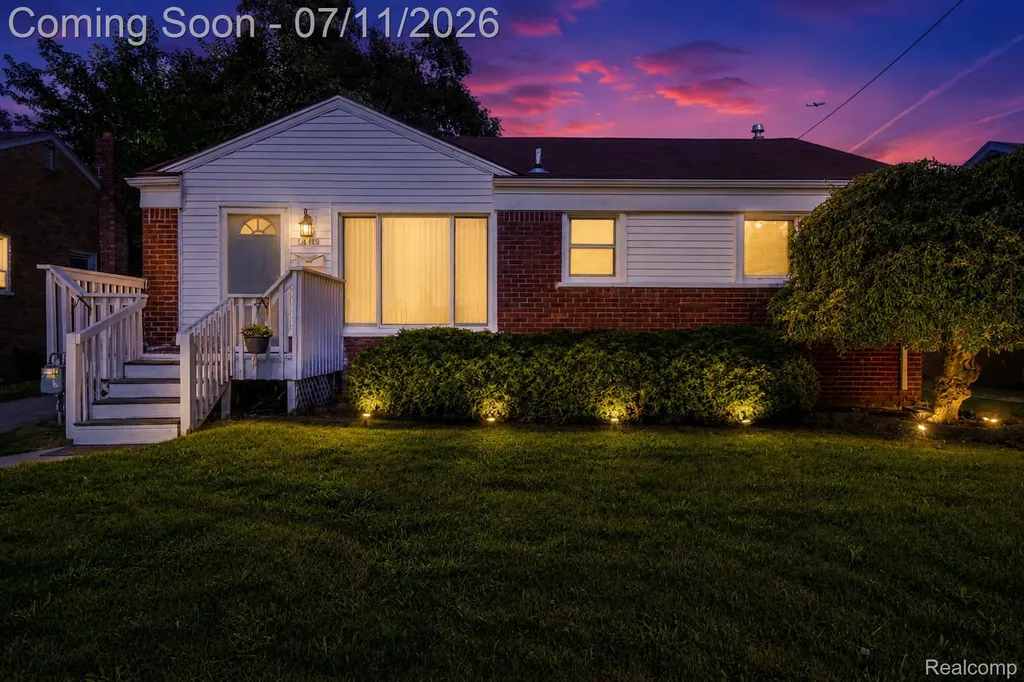 1455 Jeffrey Lane Inkster City MI 48141
