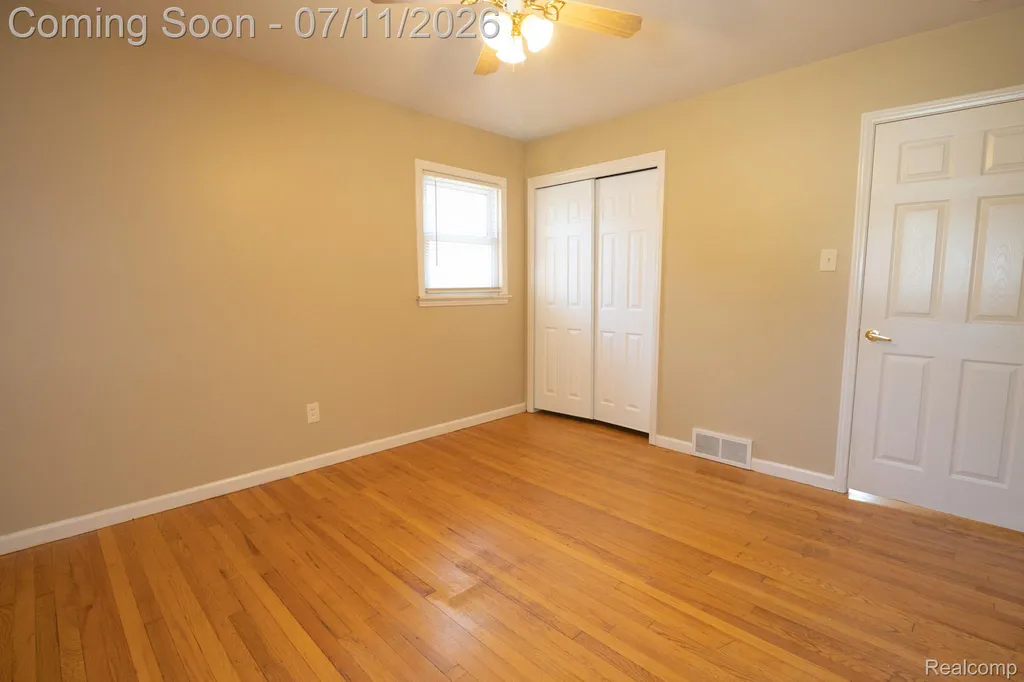 1455 Jeffrey Lane Inkster City MI 48141