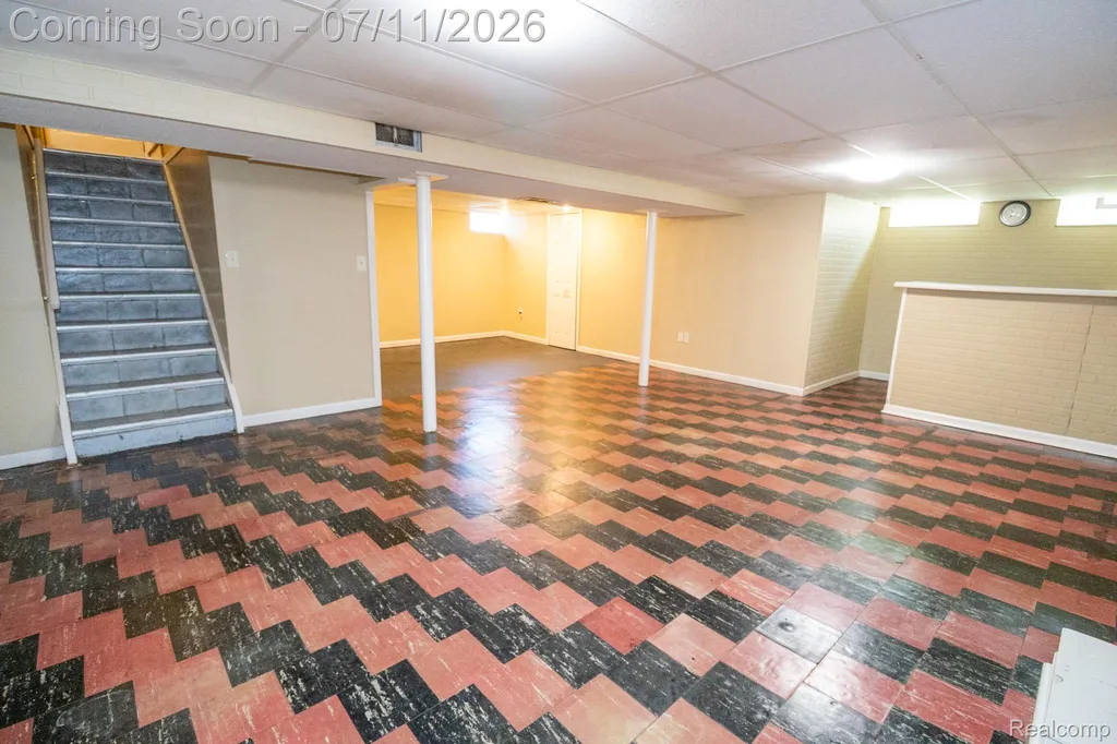1455 Jeffrey Lane Inkster City MI 48141