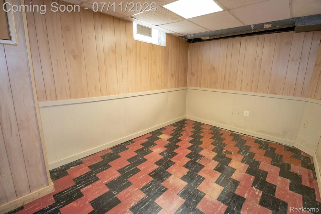 1455 Jeffrey Lane Inkster City MI 48141
