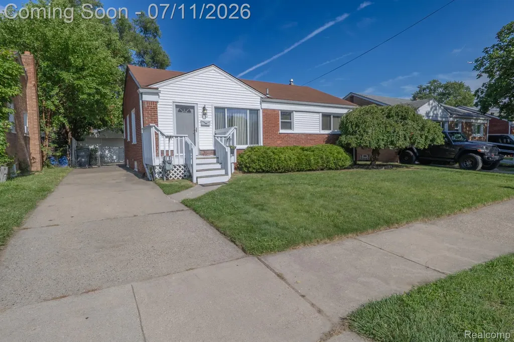 1455 Jeffrey Lane Inkster City MI 48141