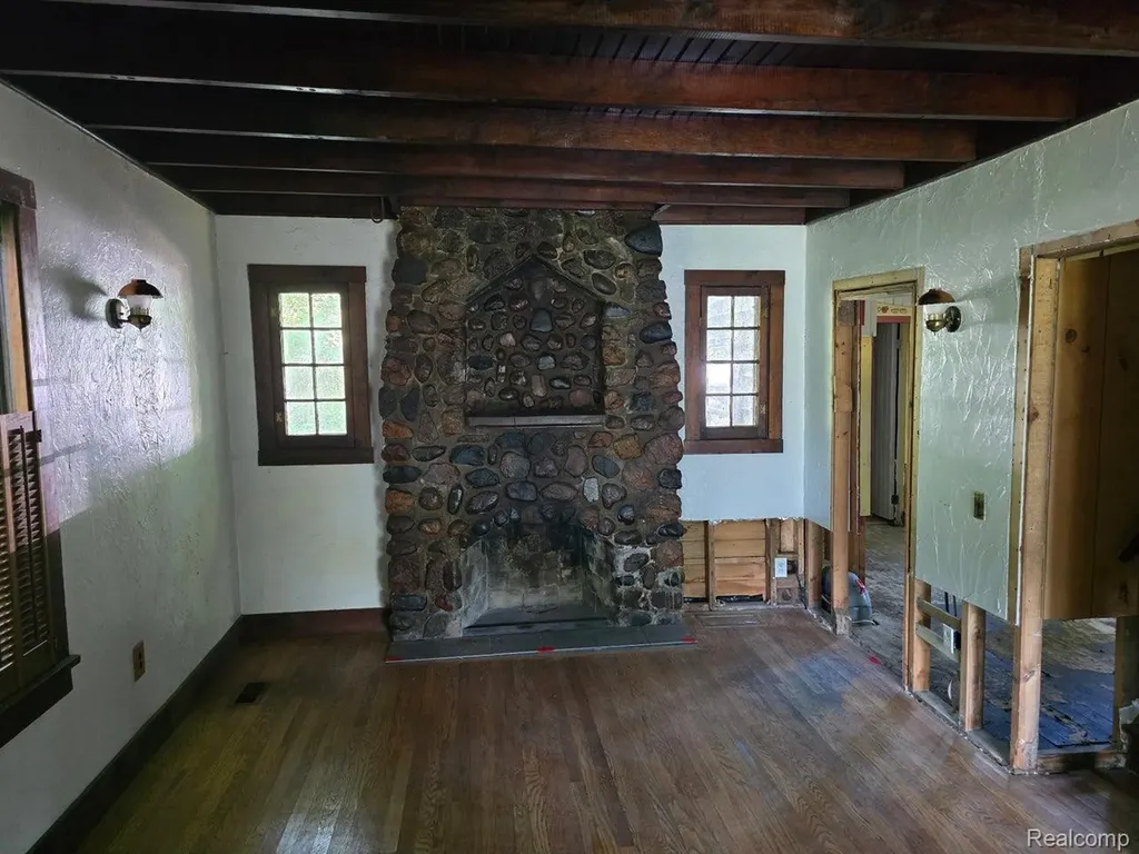 5751 Island Drive Hadley Township MI 48438