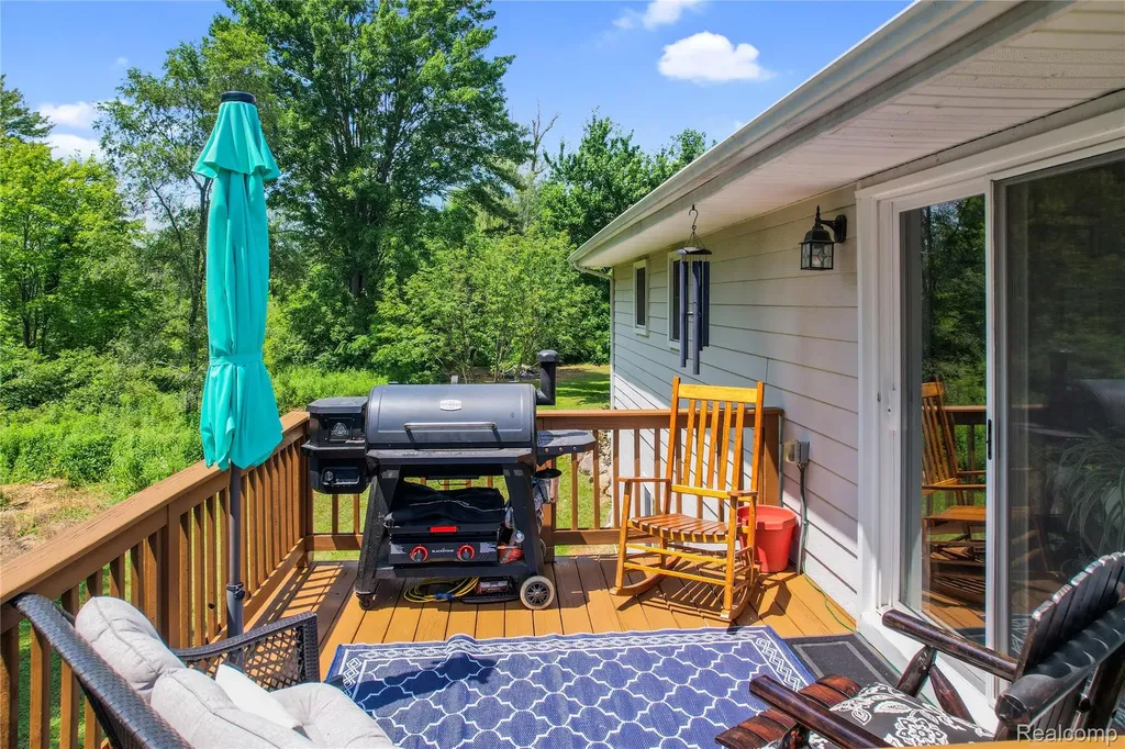 6050 Brophy Road Oceola Township MI 48855