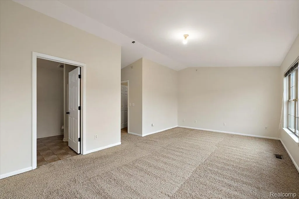43 Georgetown Court Dearborn City MI 48126